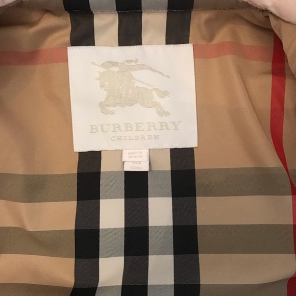 Authentic Burberry coat size 24m - Picture 3 of 3